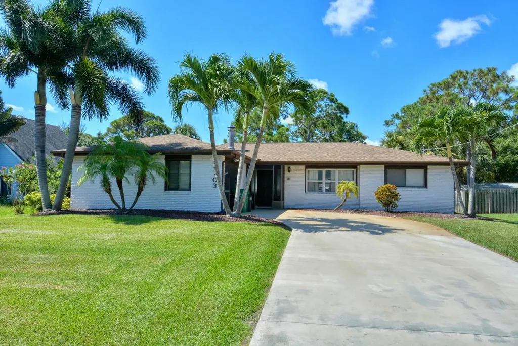 5703 Papaya Drive Fort Pierce FL 34982