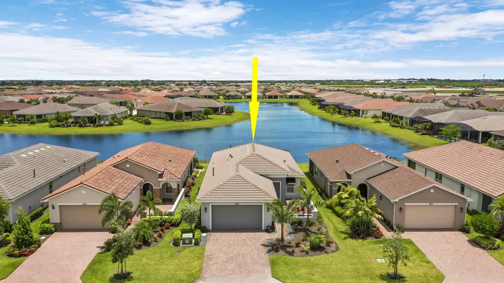 9823 SW Trumpet Tree Circle Port St Lucie FL 34987