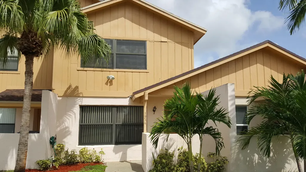 1236 White Pine Drive Wellington FL 33414