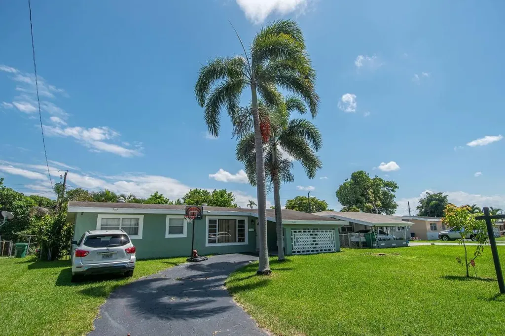 7310 Tropicana Street Miramar FL 33023