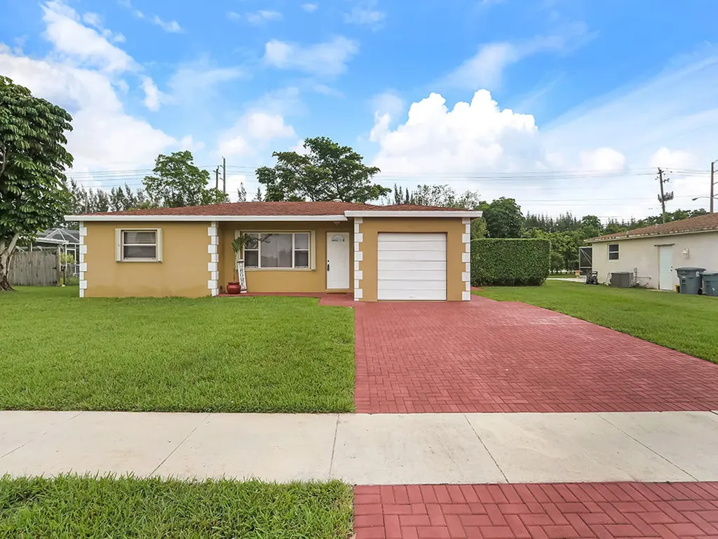 4611 Addison Street Boca Raton FL 33428