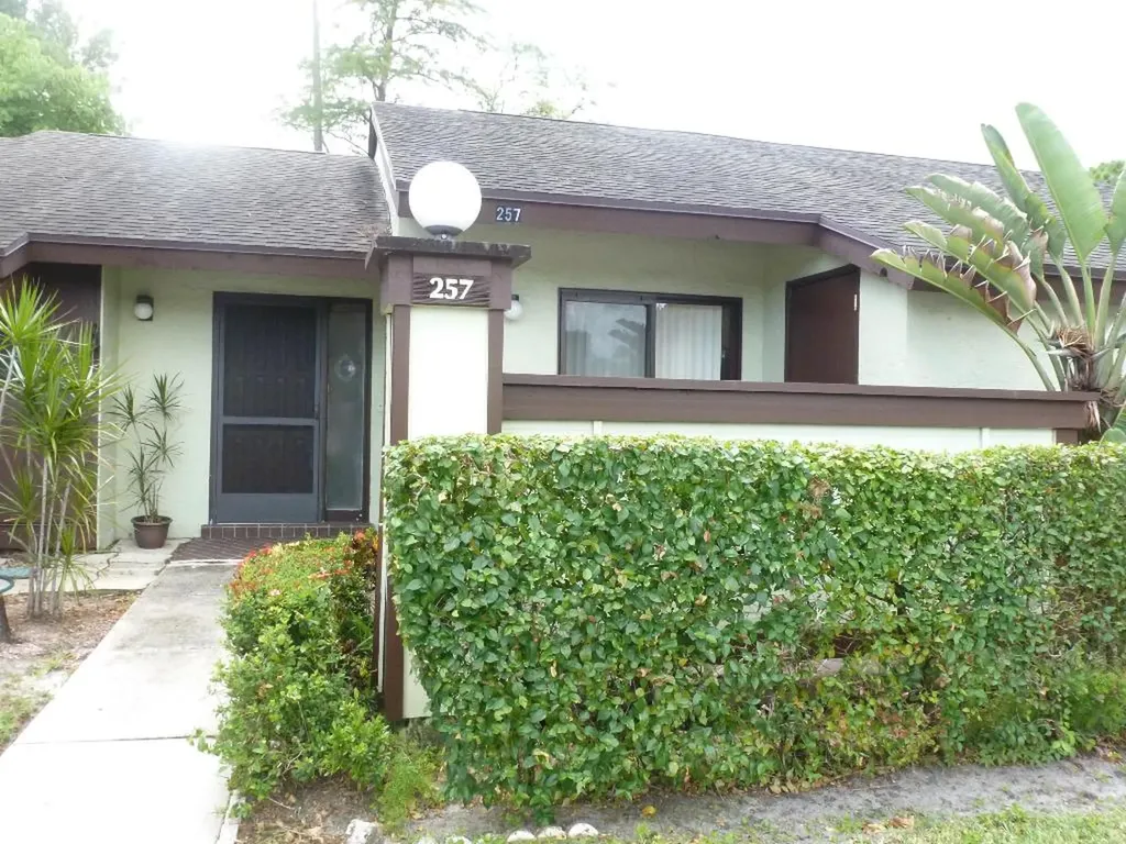 257 Deerfield Court Royal Palm Beach FL 33411