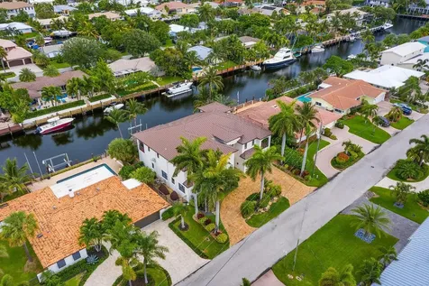 3911 NE 26th Avenue Lighthouse Point FL 33064