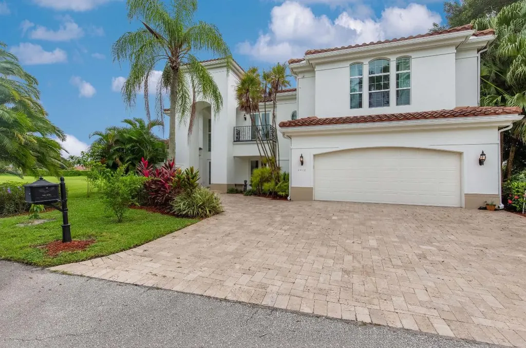 2410 Muir Circle Wellington FL 33414