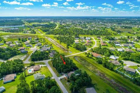 5672 NW Athens Court Port St Lucie FL 34986