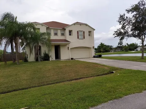 4661 SW Eagle Street Port St Lucie FL 34953