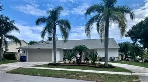 1046 Julia Heights Drive Lantana FL 33462