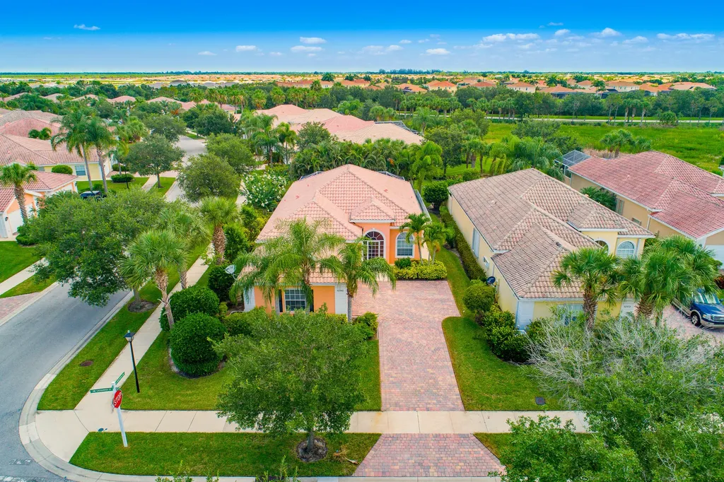 12192 SW Lockhaven Court Port St Lucie FL 34987