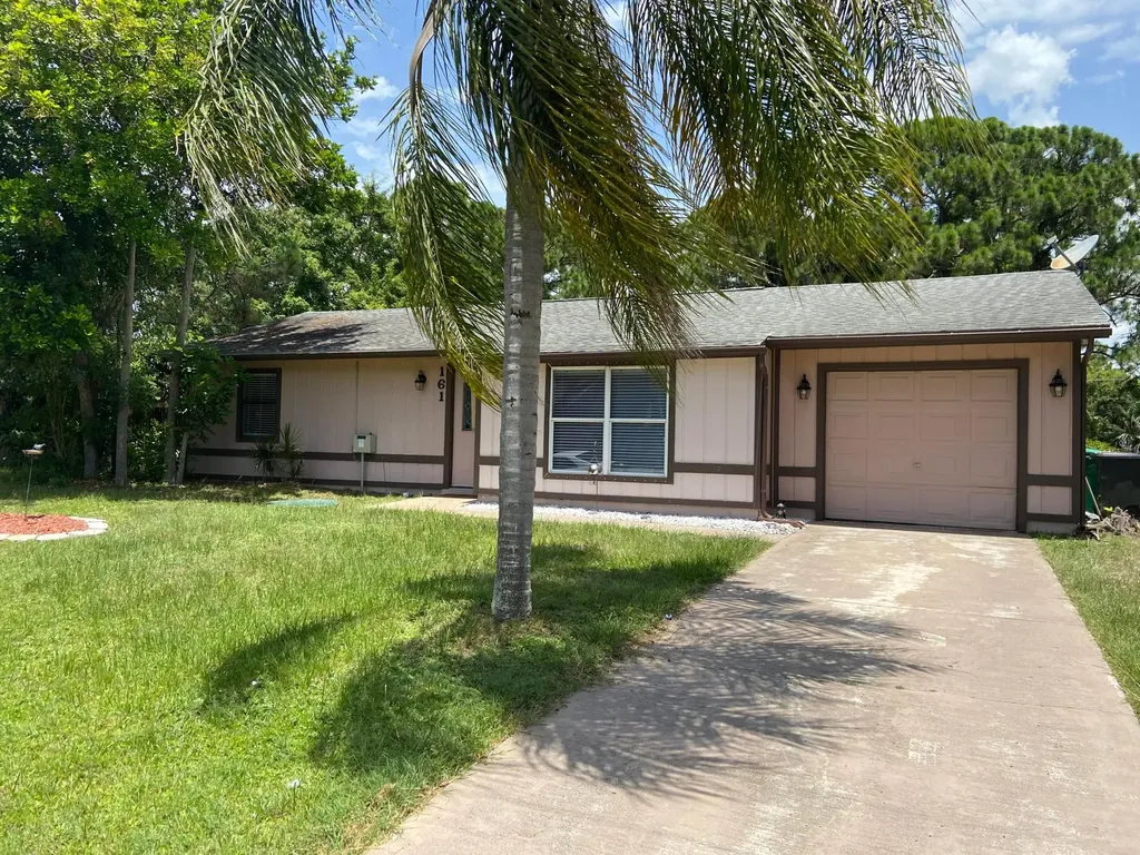 161 SW De Gouvea Terrace Port St Lucie FL 34984