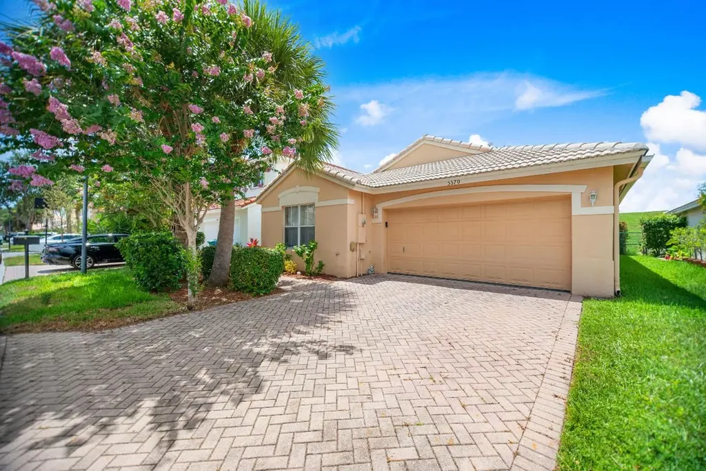 5570 NW 125th Terrace Coral Springs FL 33076