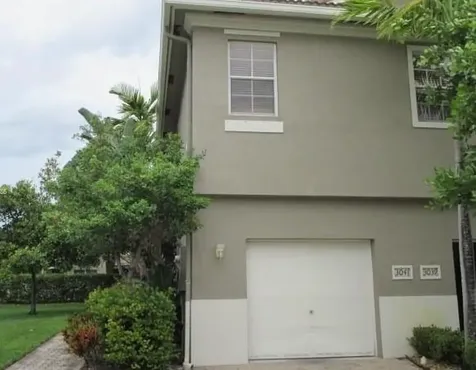3041 Laurel Ridge Circle Riviera Beach FL 33404