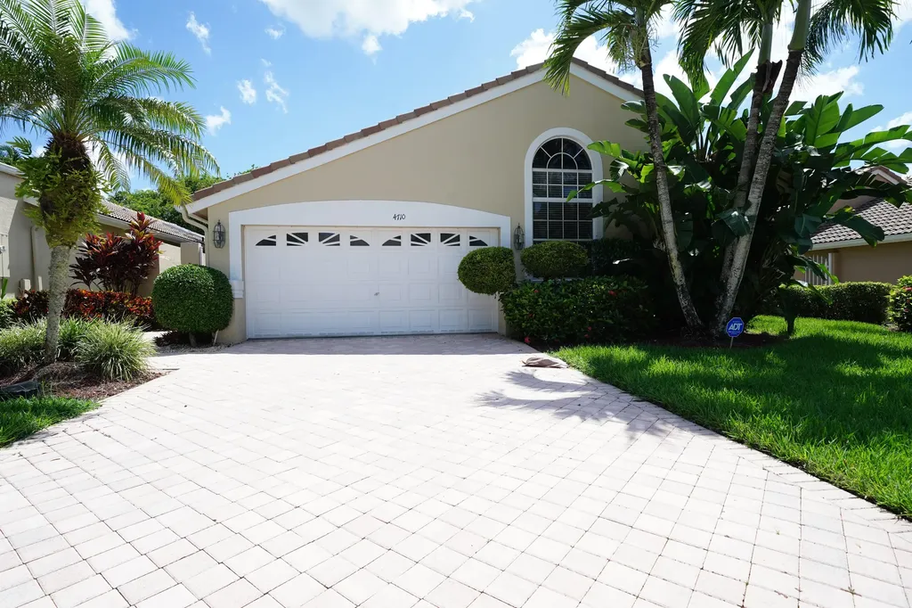 4710 Carlton Golf Drive Lake Worth FL 33449