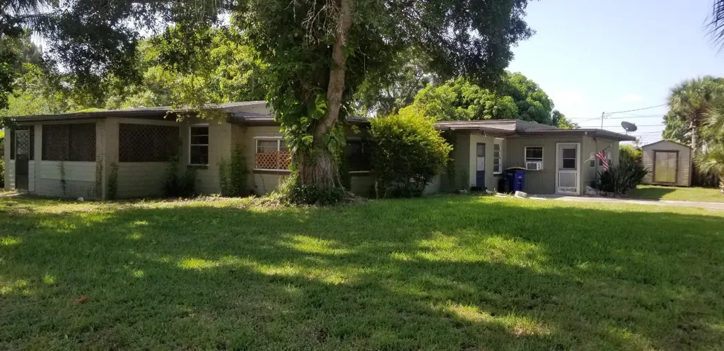 2609 Citrus Avenue Fort Pierce FL 34947