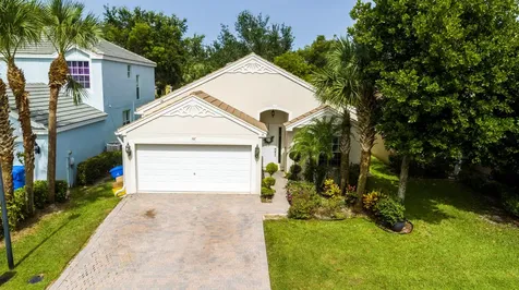 107 Berenger Walk Royal Palm Beach FL 33414