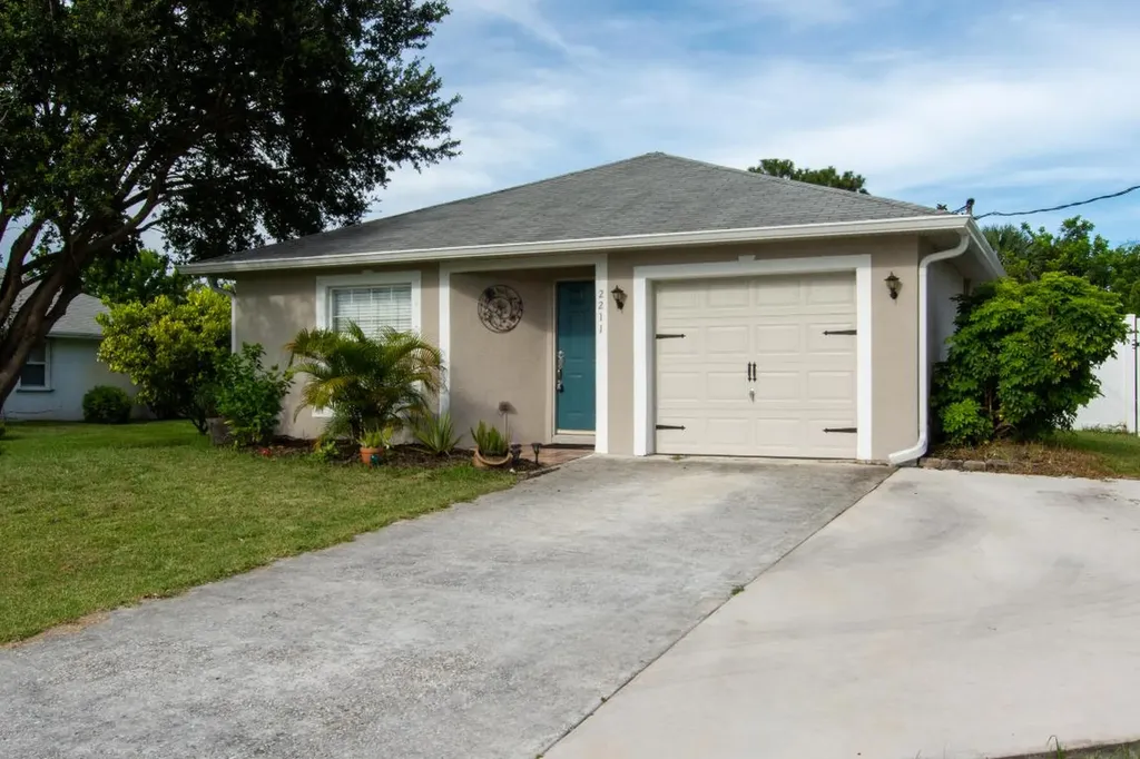 2211 SE Aneci Street Port St Lucie FL 34984