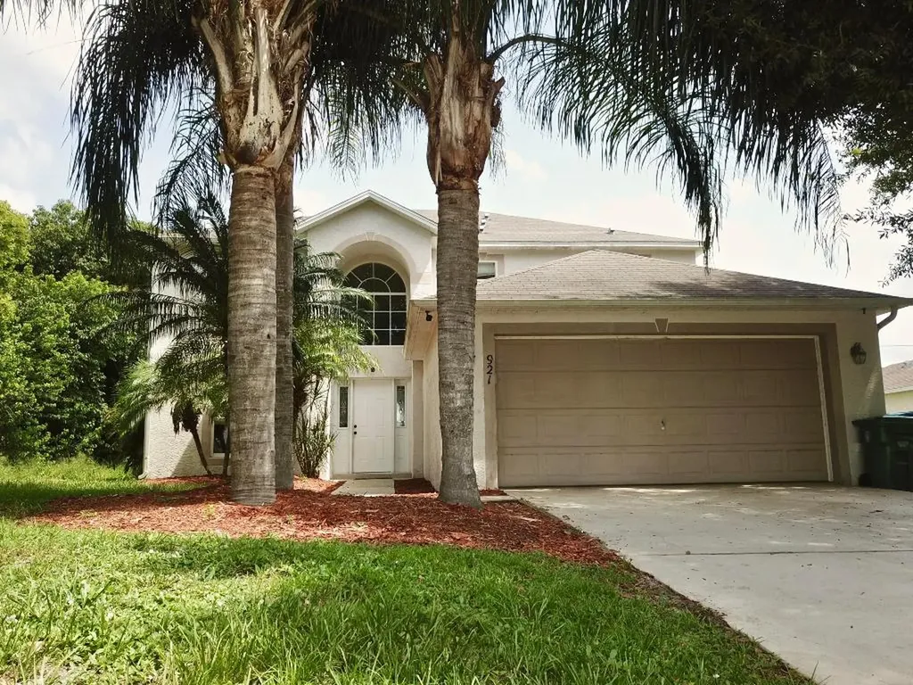 921 SW Mcelroy Avenue Port St Lucie FL 34953