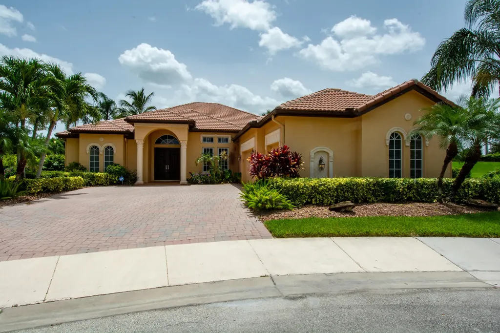 960 SW Grand Reserves Boulevard Port St Lucie FL 34986