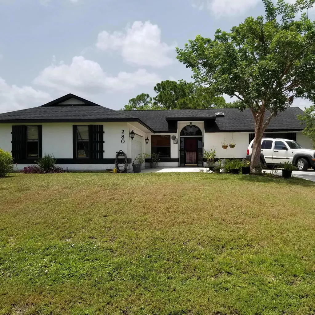 280 SW Moselle Avenue Port St Lucie FL 34984