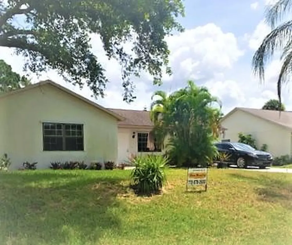 1041 SW Sultan Drive Port St Lucie FL 34953