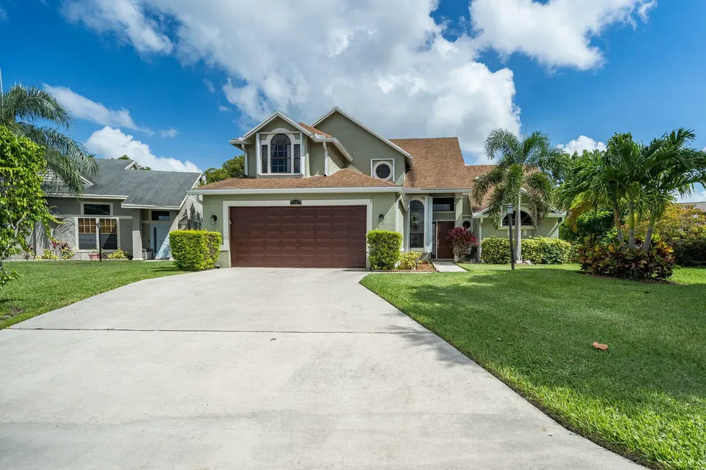 1581 Bayridge Place Wellington FL 33414