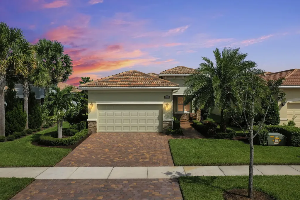 19035 SW Positano Way Port St Lucie FL 34986