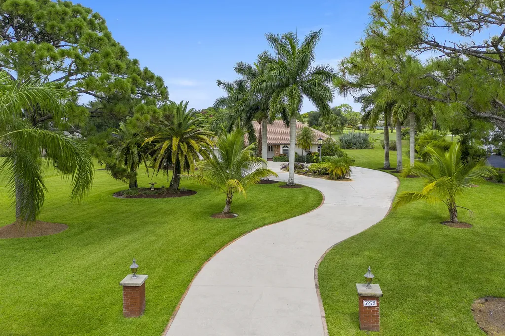 5272 SW Bimini Circle N Palm City FL 34990