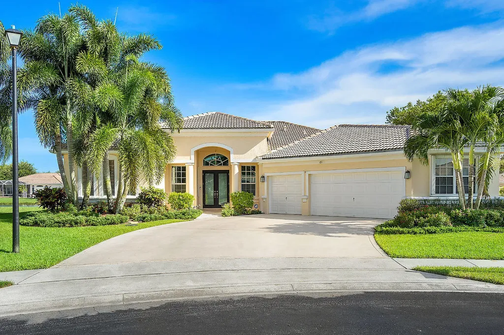 9254 Emily Circle Lake Worth FL 33467