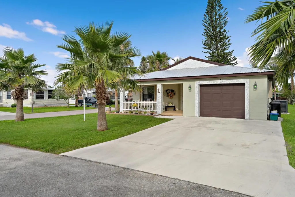 1 Rio Verde Way Port St Lucie FL 34952