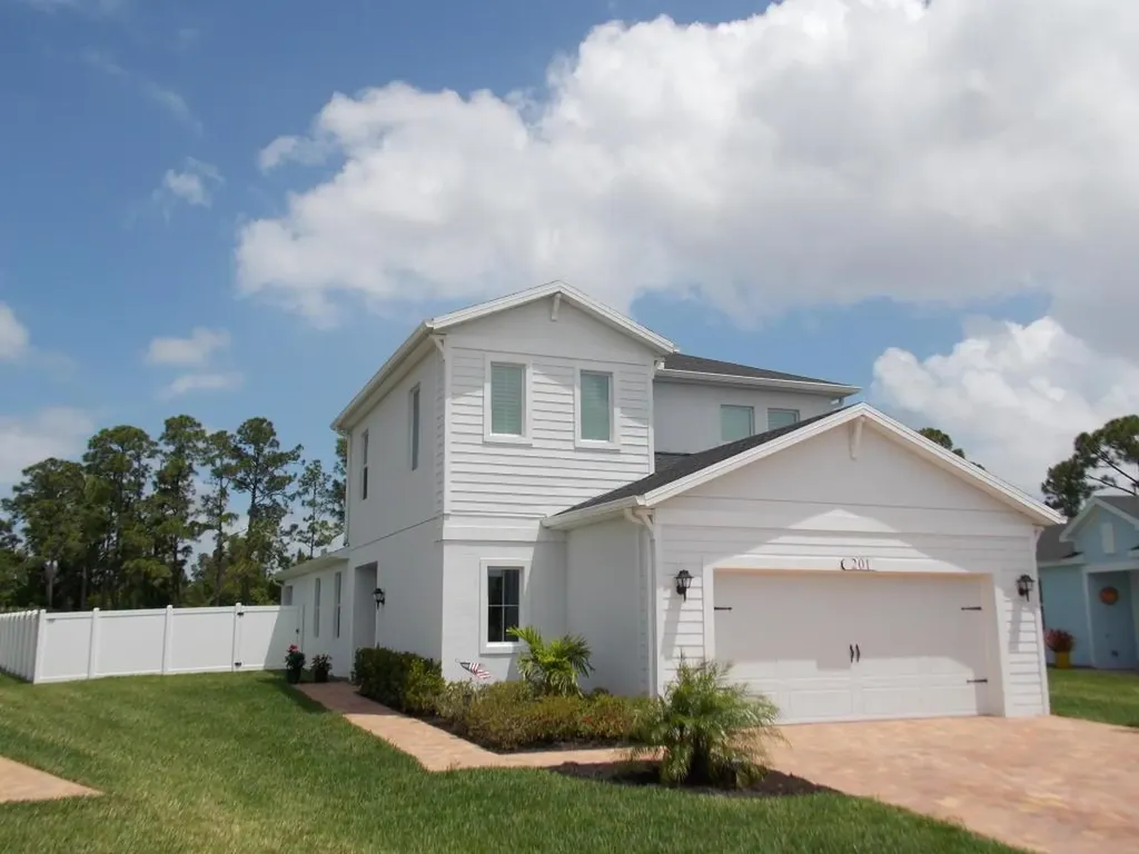 201 SE Via Visconti Port St Lucie FL 34952