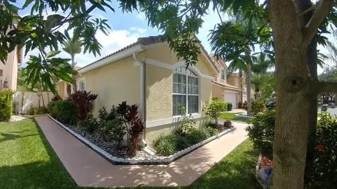 6889 Long Key Street Lake Worth FL 33467