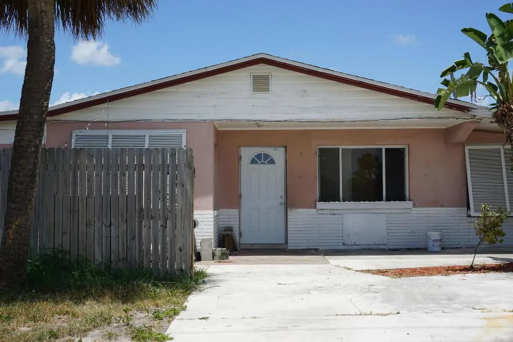 3124 NE Skyline Drive Jensen Beach FL 34957