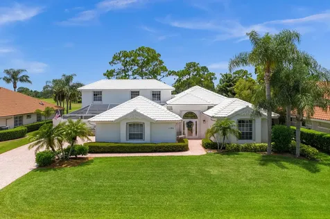1196 SW Live Oak Cove Port St Lucie FL 34986
