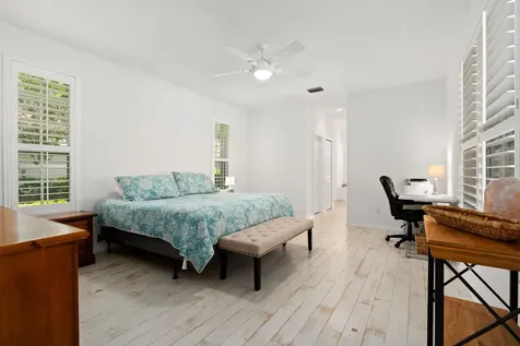 1196 SW Live Oak Cove Port St Lucie FL 34986