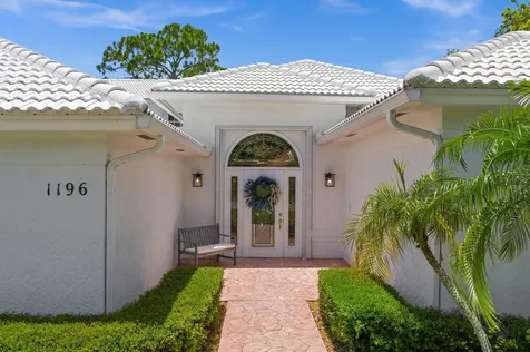 1196 SW Live Oak Cove Port St Lucie FL 34986