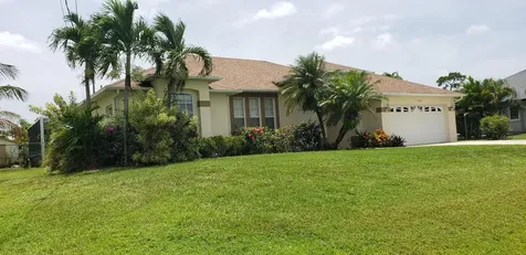 3525 SW Macon Road Port St Lucie FL 34953