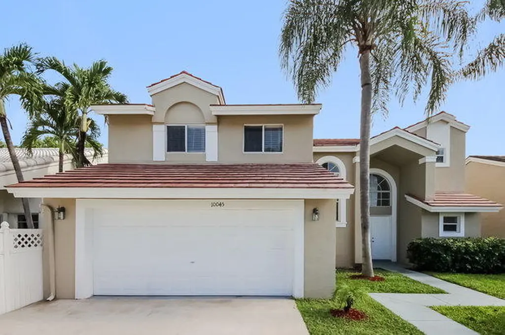 10045 Country Brook Road Boca Raton FL 33428