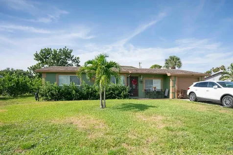 2288 Dorson Way Delray Beach FL 33445