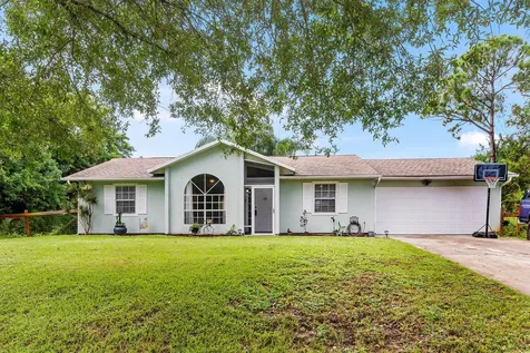 221 SW Tulip Boulevard Port St Lucie FL 34953