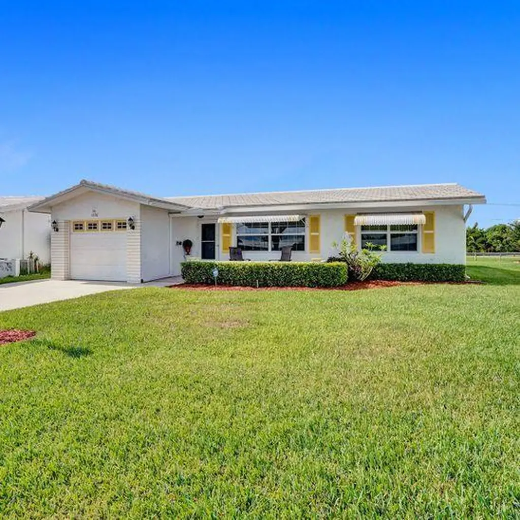 1226 SW 22nd Avenue Boynton Beach FL 33426