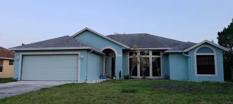 562 SW Dailey Avenue Port St Lucie FL 34953