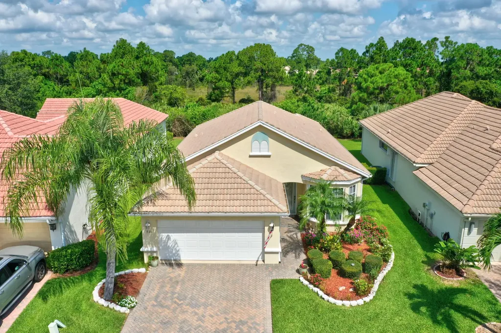 721 SW Munjack Circle Port St Lucie FL 34986
