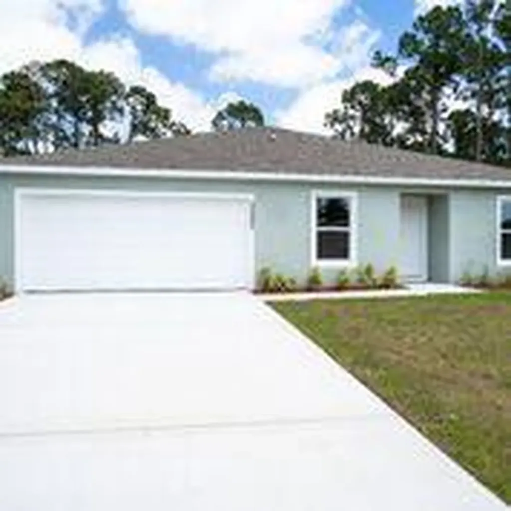 1174 SW Colorado Avenue Port St Lucie FL 34953