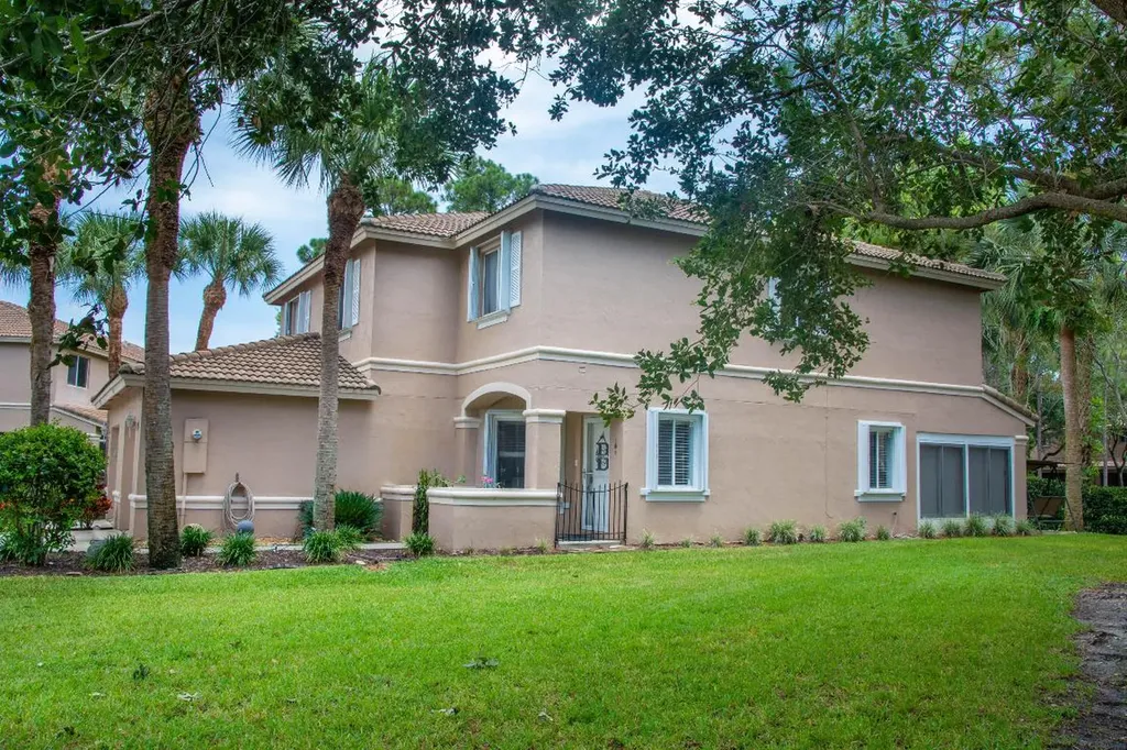 4615 Pinemore Lane Lake Worth FL 33463