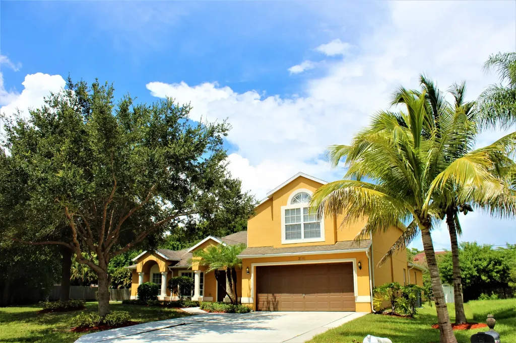 2050 SW Capeador Street Port St Lucie FL 34953