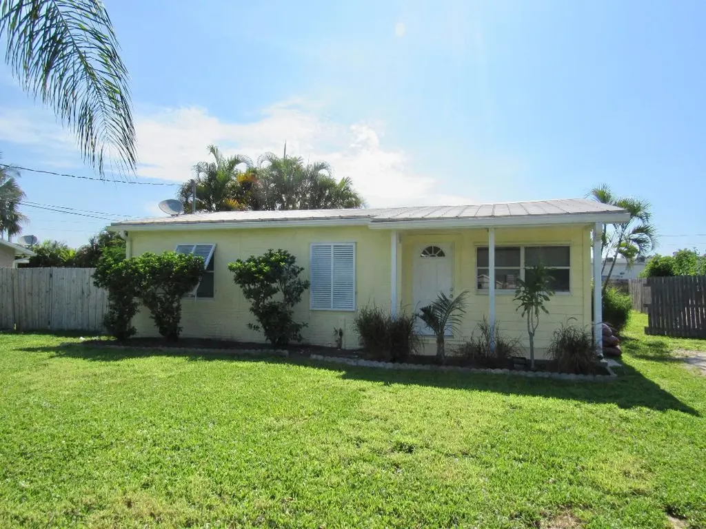 1269 NW Antoch Avenue Stuart FL 34994