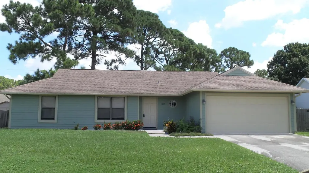 1217 SW Fletcher Lane Port St Lucie FL 34953