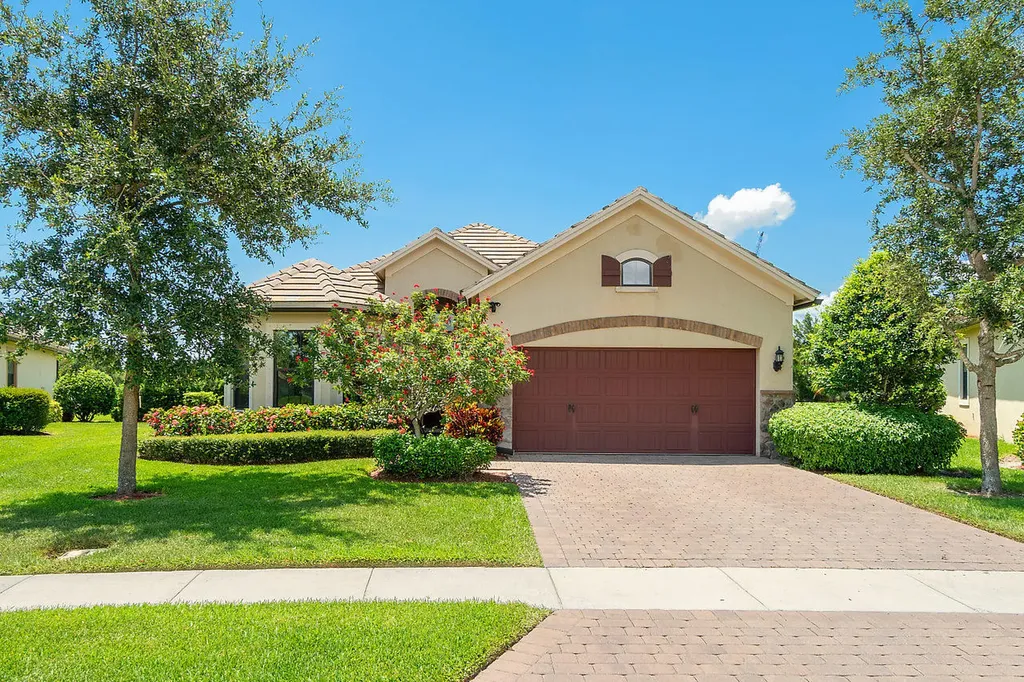 10435 Prato Street Wellington FL 33414