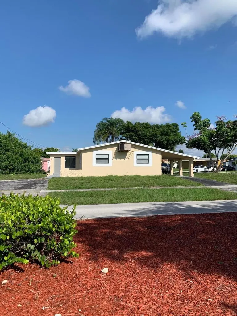 3800 NW 5th Court Lauderhill FL 33311