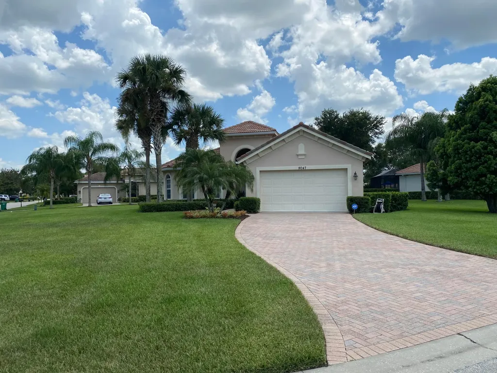 9047 Short Chip Circle Port St Lucie FL 34986