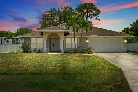 1981 SW Delmonico Avenue Port St Lucie FL 34953